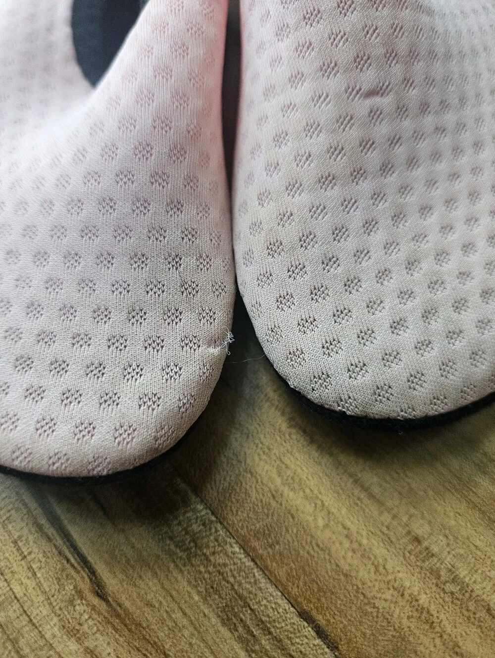 Kids Pink Slip-On Water Shoes Size 9/10